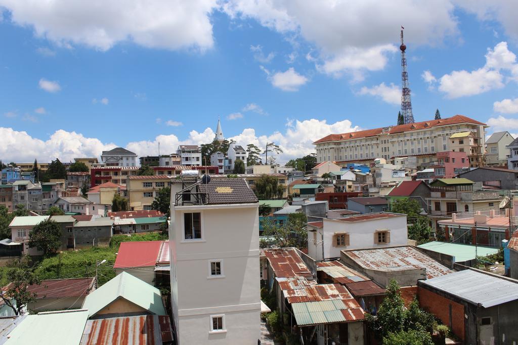 Blue Sky Homestay Da Lat Buitenkant foto