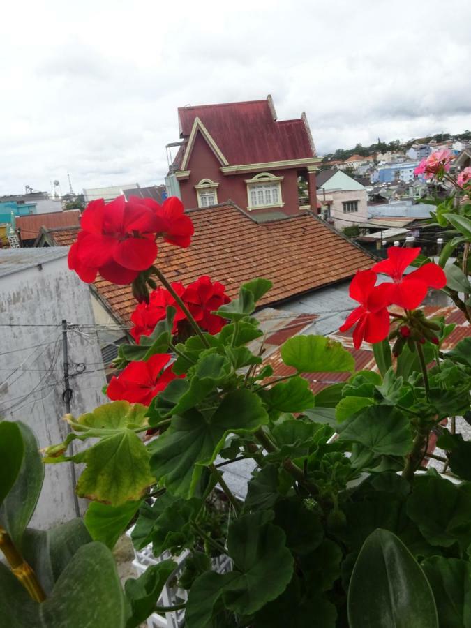 Blue Sky Homestay Da Lat Buitenkant foto